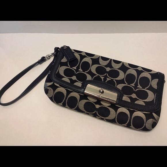 Coach Handbags - SALE ‼️Coach monogram wristlet
